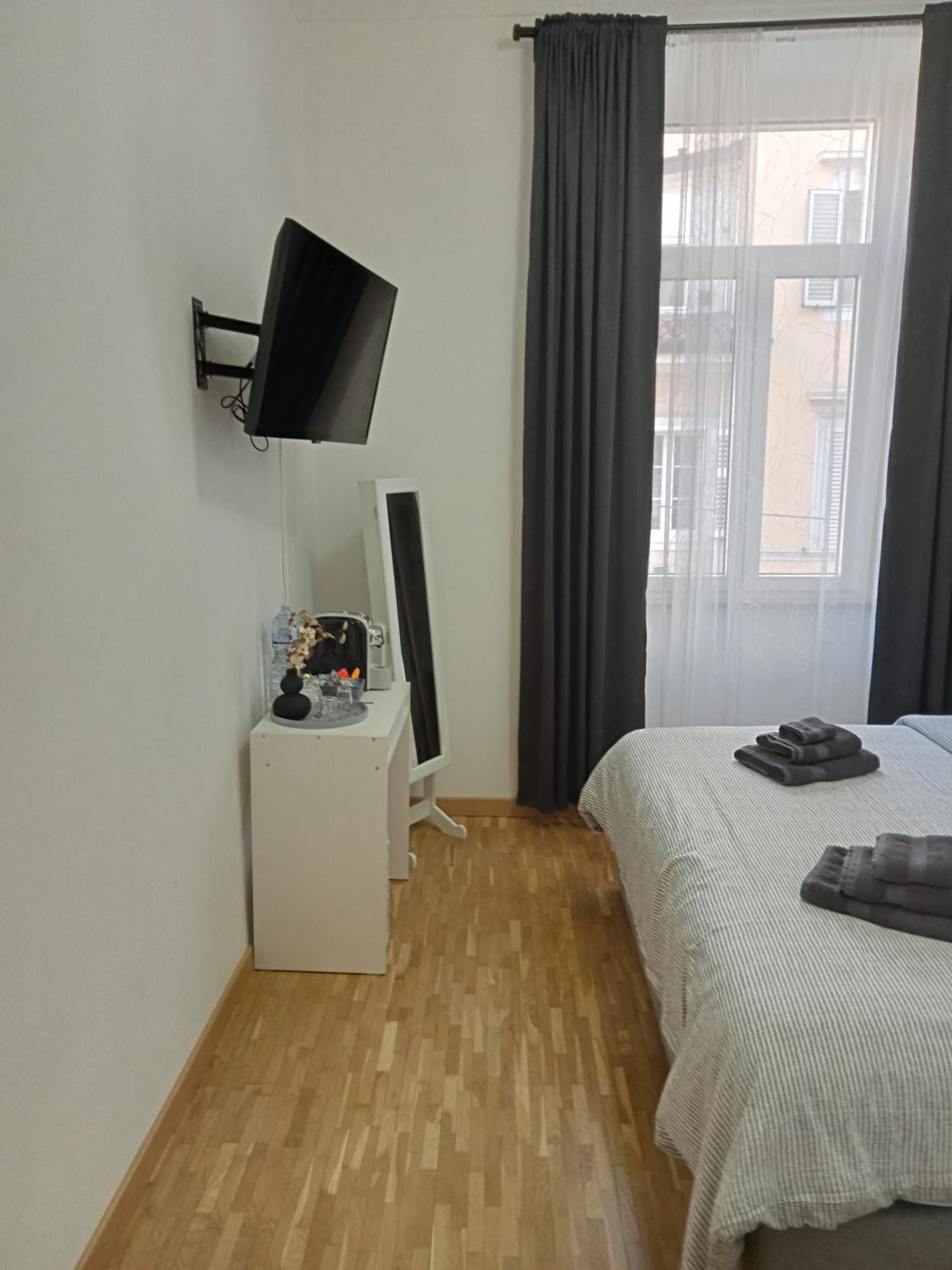 Fenix Rooms Terst Exteriér fotografie